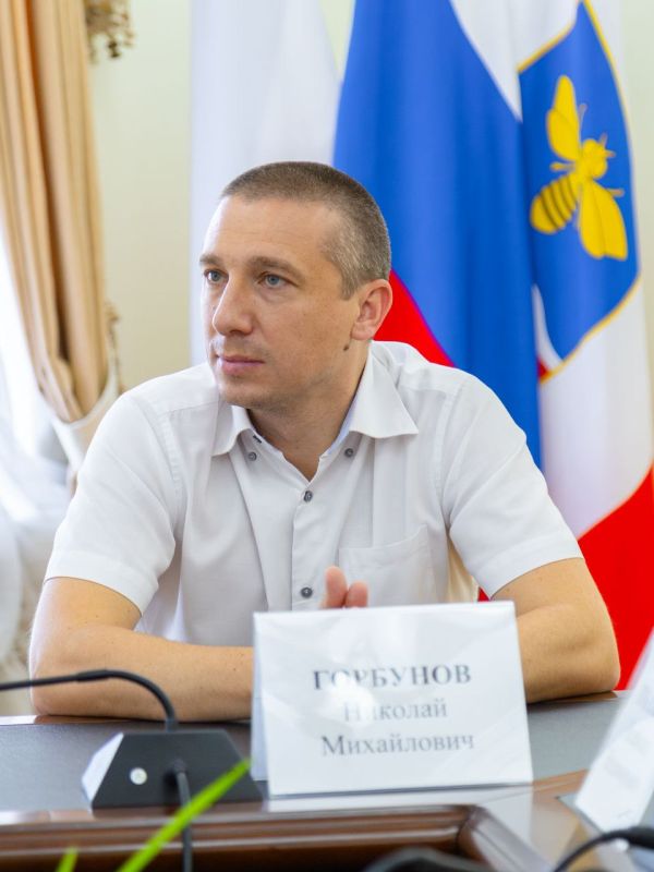 Сегодня, как член Общественной палаты Республики Крым имел честь принять участие в торжественной церемонии награждения победителей конкурса «Бизнес по-русски», который проводился Общественным советом г. Симферополь при... Сегодня, как член Общественной палаты Республики Крым имел честь принять участие в торжественной церемонии награждения победителей конкурса «Бизнес по-русски», который проводился Общественным советом г. Симферополь при...
