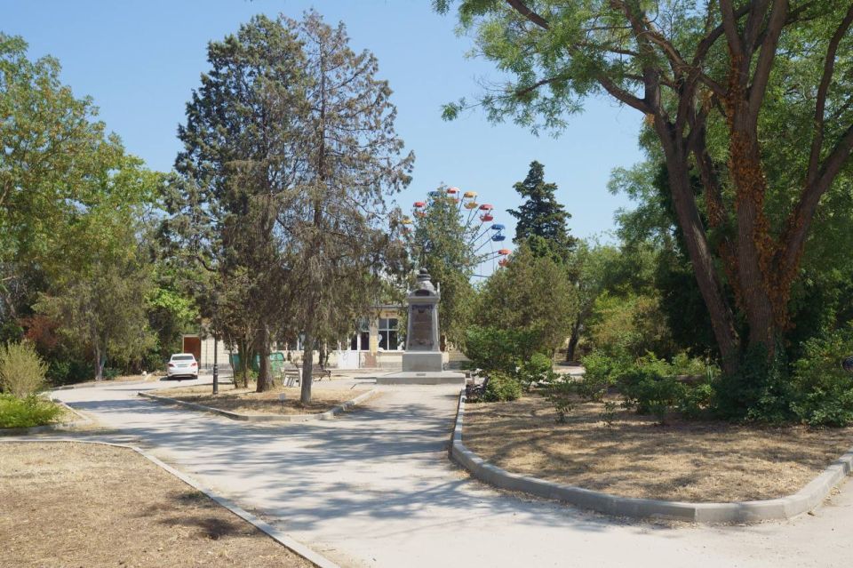 Михаил Развожаев: Сегодня с утра работал вместе с заместителем Министра строительства и жилищно-коммунального хозяйства Российской Федерации Алмазом Шаукатовичем Хусаиновым Михаил Развожаев: Сегодня с утра работал вместе с заместителем Министра строительства и жилищно-коммунального хозяйства Российской Федерации Алмазом Шаукатовичем Хусаиновым