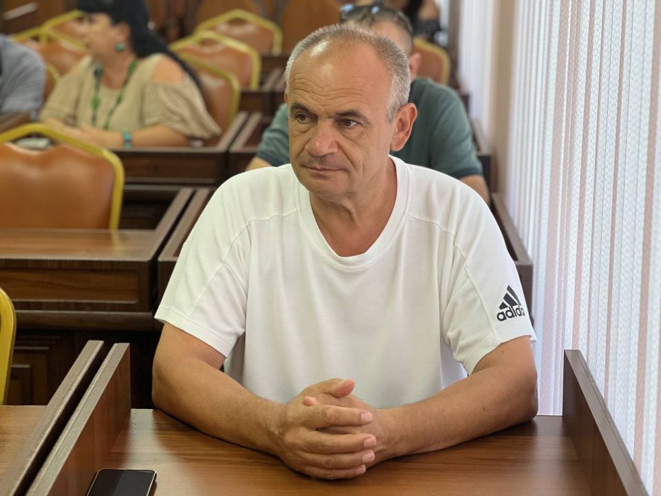Игорь Ивин: По поручению главы Республики Крым Сергея Валерьевича Аксёнова продолжаем выстраивать коммуникацию между профильными службами и председателями многоквартирных домов Игорь Ивин: По поручению главы Республики Крым Сергея Валерьевича Аксёнова продолжаем выстраивать коммуникацию между профильными службами и председателями многоквартирных домов