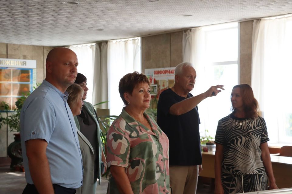 Керчь с рабочим визитом посетили министр культуры Республики Крым Татьяна Манежина и заместитель Председателя Государственного Совета Республики Крым Алла Пономаренко Керчь с рабочим визитом посетили министр культуры Республики Крым Татьяна Манежина и заместитель Председателя Государственного Совета Республики Крым Алла Пономаренко