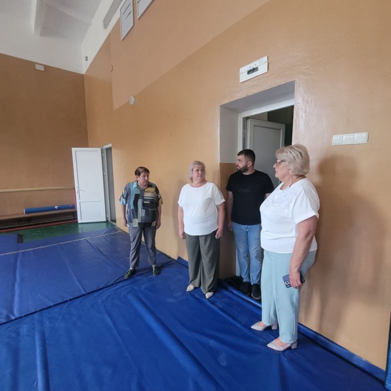 Галина Огнёва: Вчера с рабочим визитом посетила гостеприимное и солнечное село Изобильное, чтобы узнать, что волнует местных жителей Галина Огнёва: Вчера с рабочим визитом посетила гостеприимное и солнечное село Изобильное, чтобы узнать, что волнует местных жителей