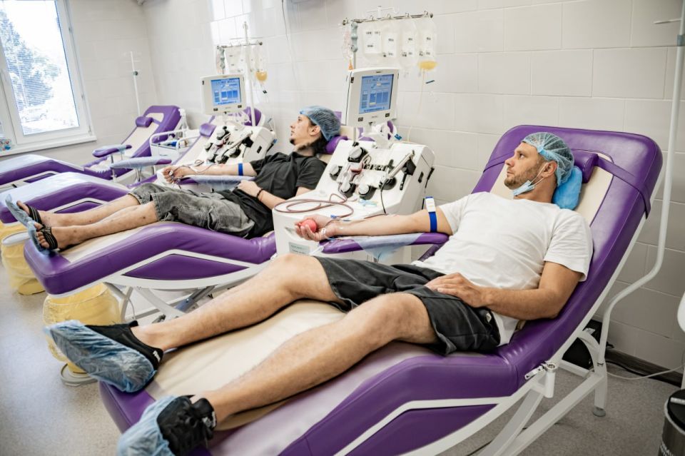 Михаил Развожаев: Севастопольскому Центру крови 60 лет! Михаил Развожаев: Севастопольскому Центру крови 60 лет!