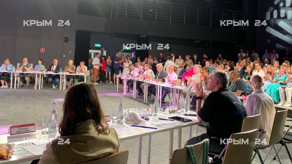 В Судаке на «Тавриде.Арт» презентовали кинопроекты по тематике СВО В Судаке на «Тавриде.Арт» презентовали кинопроекты по тематике СВО