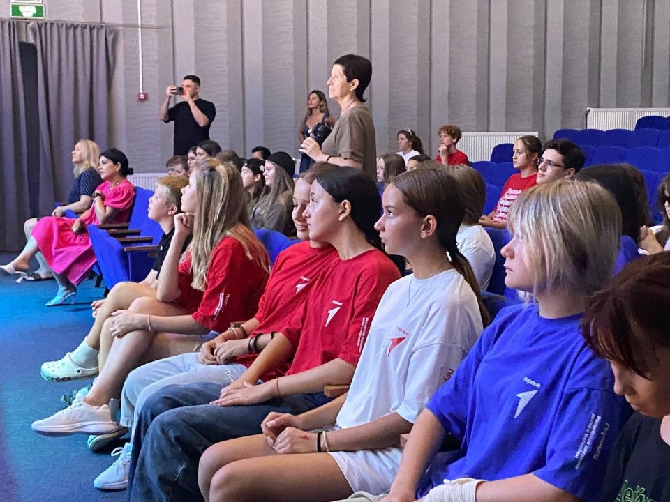 В Черноморском районе прошел форумный марафон по направлению «Образование и знания» В Черноморском районе прошел форумный марафон по направлению «Образование и знания»