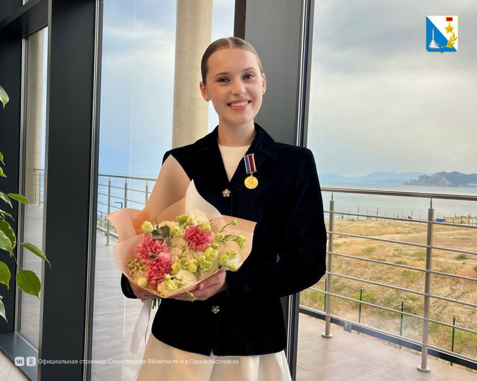 Севастопольская молодежь проявила себя на фестивале «Таврида.АРТ» Севастопольская молодежь проявила себя на фестивале «Таврида.АРТ»