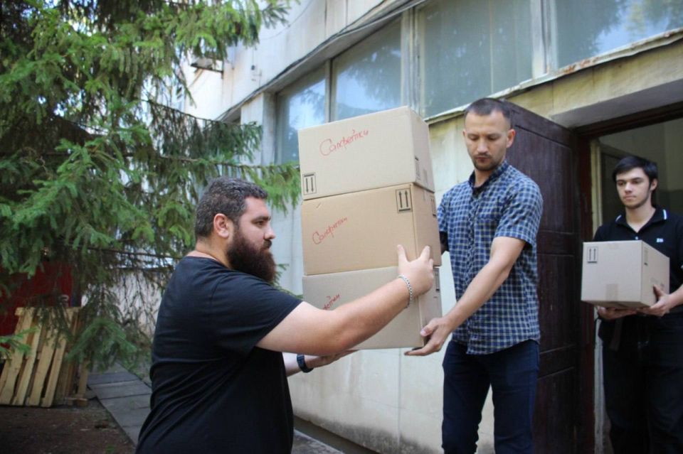 Бойцы СВО получили очередную партию гуманитарного груза от керчан Бойцы СВО получили очередную партию гуманитарного груза от керчан