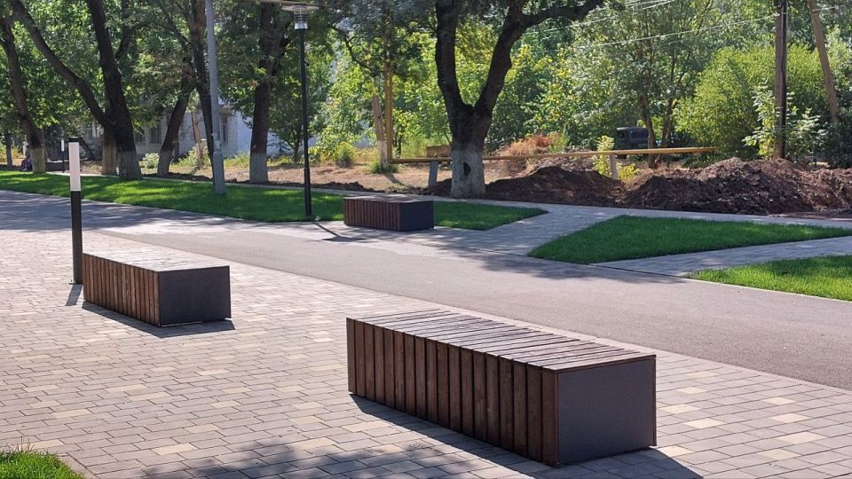 В пгт Гвардейское завершается капремонт пешеходной зоны В пгт Гвардейское завершается капремонт пешеходной зоны