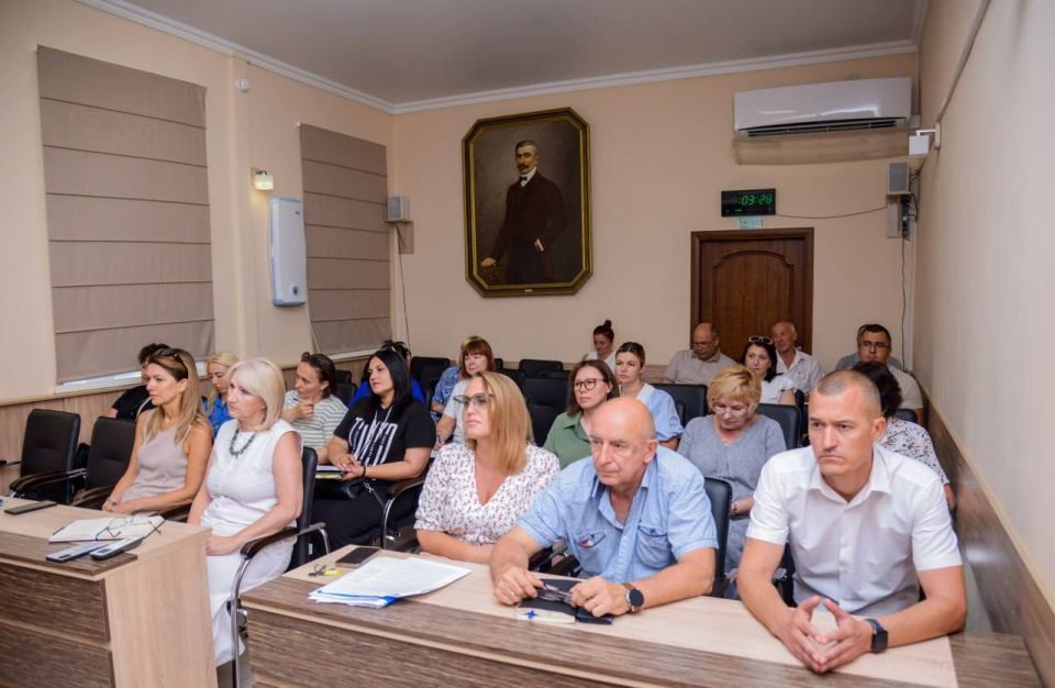 Александр Юрьев: Провели совещание с руководителями структурных подразделений Александр Юрьев: Провели совещание с руководителями структурных подразделений