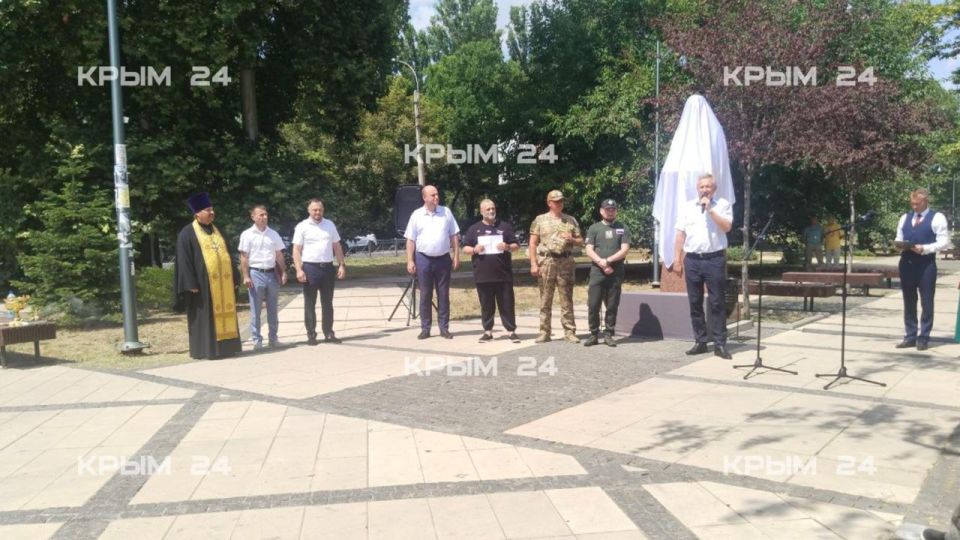 В Симферополе открыли бюст русского флотоводца Фёдора Ушакова В Симферополе открыли бюст русского флотоводца Фёдора Ушакова