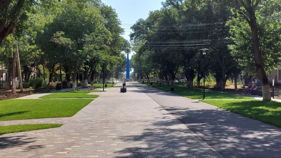 В пгт Гвардейское завершается капремонт пешеходной зоны В пгт Гвардейское завершается капремонт пешеходной зоны