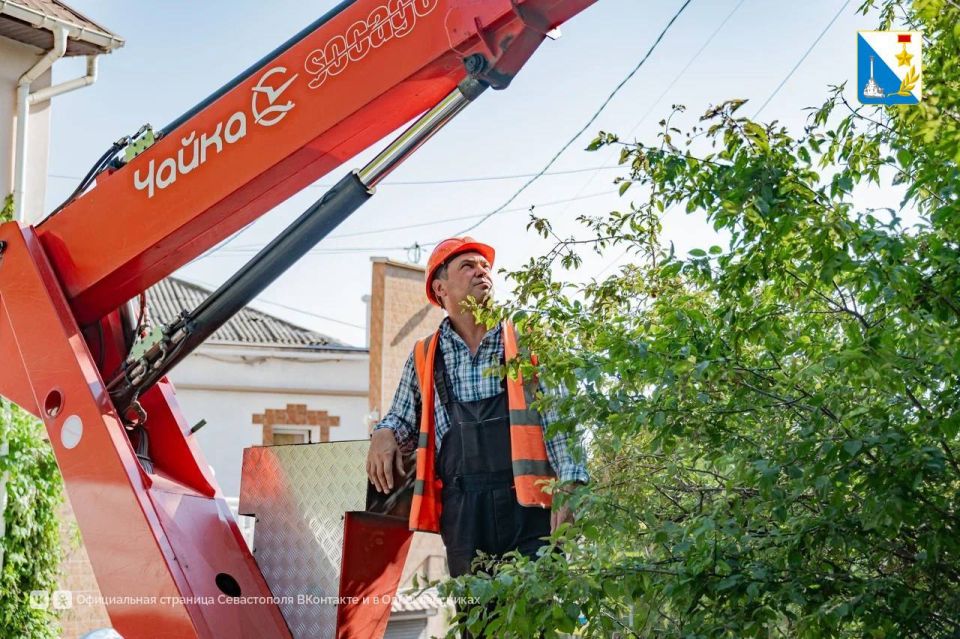 Монтируем новое наружное освещение