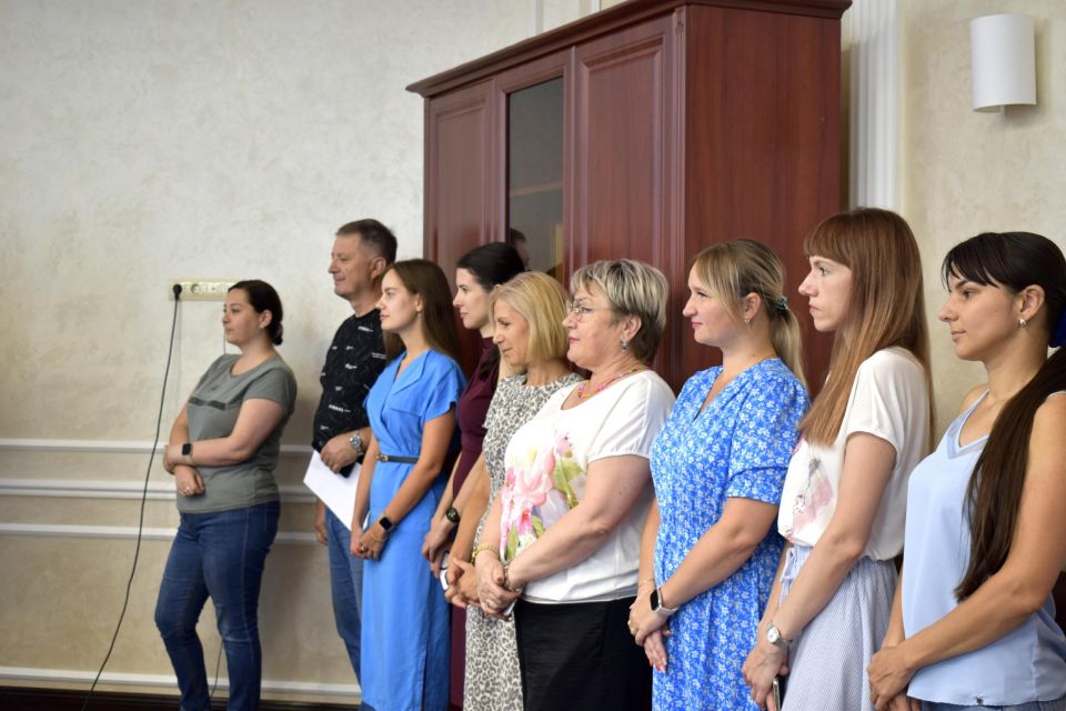 В тёплой предпраздничной атмосфере прошло награждение сотрудников Минстроя Крыма и подведомственных организаций – ГКУ РК «ГлавУКС» и ГКУ РК «Инвестстрой» В тёплой предпраздничной атмосфере прошло награждение сотрудников Минстроя Крыма и подведомственных организаций – ГКУ РК «ГлавУКС» и ГКУ РК «Инвестстрой»