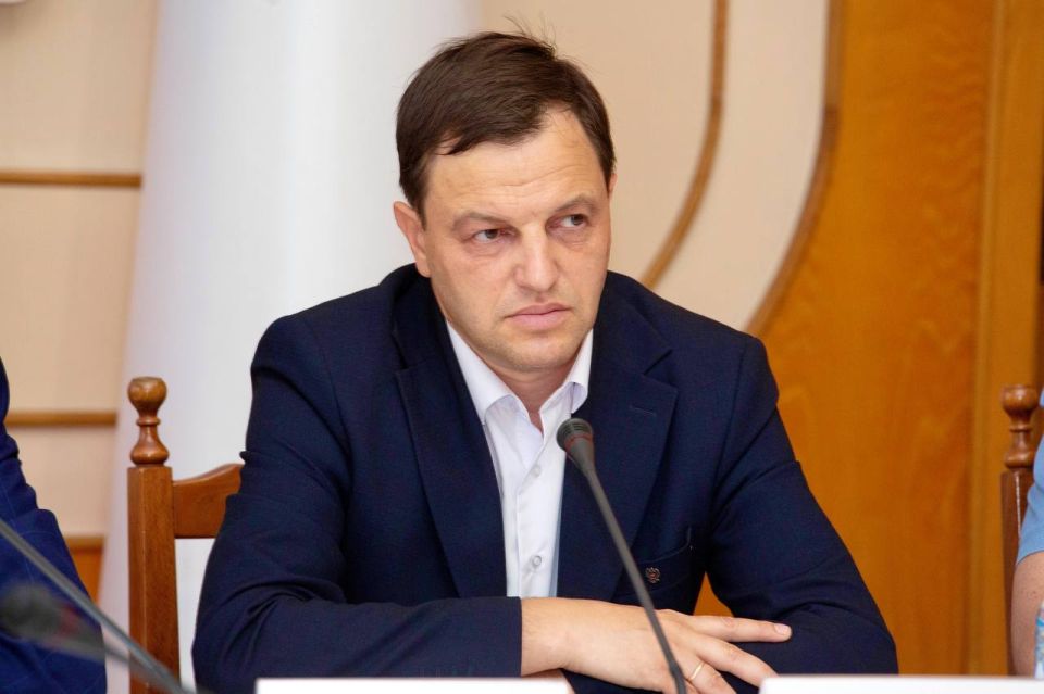 В Госсовете Крыма обсудили стратегию национальной политики РФ до 2036 года В Госсовете Крыма обсудили стратегию национальной политики РФ до 2036 года