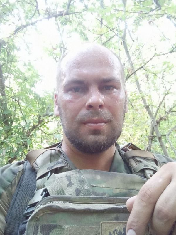 #память. Сегодня Керчь простилась с Героем, погибшим в ходе специальной военной операции #память. Сегодня Керчь простилась с Героем, погибшим в ходе специальной военной операции