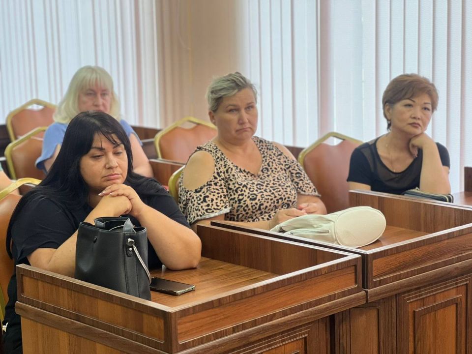 Игорь Ивин: Регулярное взаимодействие с представителями малого бизнеса является ключевым условием для формирования эффективной поддержки, своевременного выявления актуальных проблем и поиска совместных решений Игорь Ивин: Регулярное взаимодействие с представителями малого бизнеса является ключевым условием для формирования эффективной поддержки, своевременного выявления актуальных проблем и поиска совместных решений