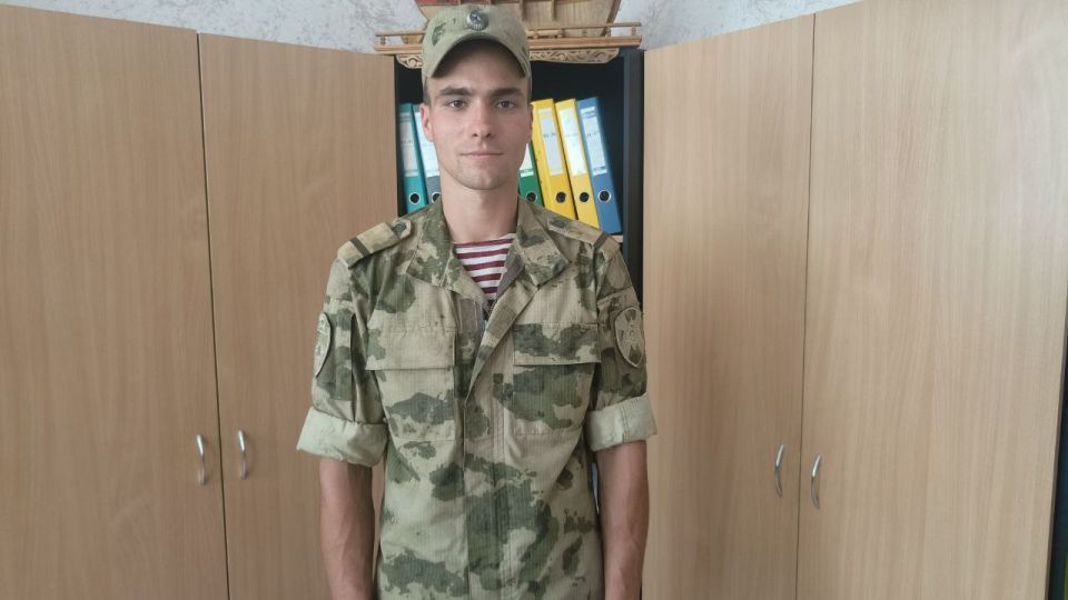 Эммилия Леонова: ГЕРОИ РЯДОМ. Сегодня мы живём в эпоху нового покаления героев! И с каждым днём появляются всё новые имена наших Героев- участников Специальной Военной Операции Эммилия Леонова: ГЕРОИ РЯДОМ. Сегодня мы живём в эпоху нового покаления героев! И с каждым днём появляются всё новые имена наших Героев- участников Специальной Военной Операции