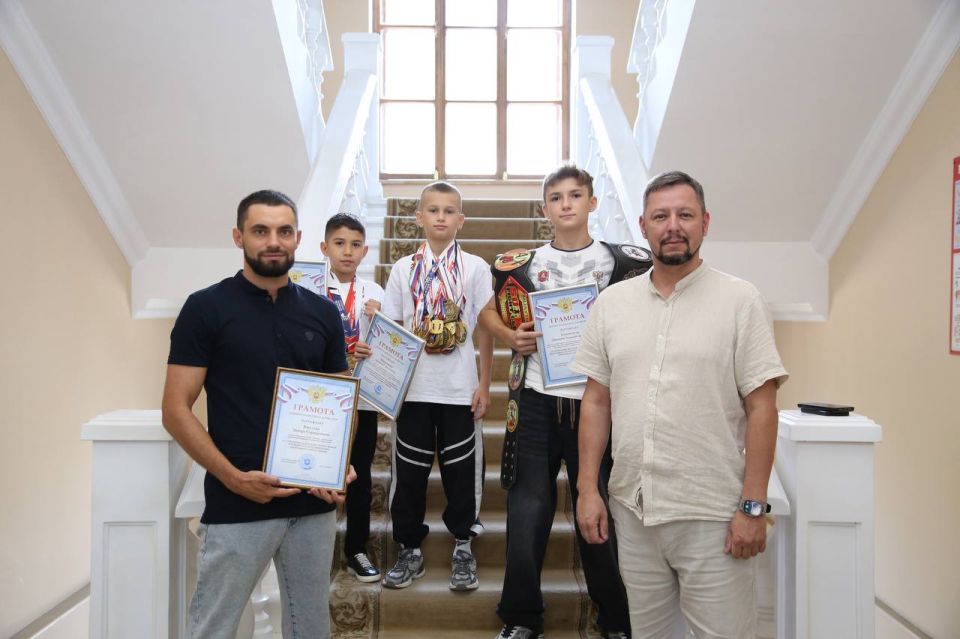 Дмитрий Скобликов: Спортсмены «Триумфа» — победители открытого клубного чемпионата по муайтай! Дмитрий Скобликов: Спортсмены «Триумфа» — победители открытого клубного чемпионата по муайтай!