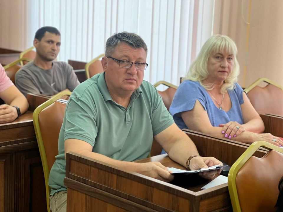 Игорь Ивин: Регулярное взаимодействие с представителями малого бизнеса является ключевым условием для формирования эффективной поддержки, своевременного выявления актуальных проблем и поиска совместных решений Игорь Ивин: Регулярное взаимодействие с представителями малого бизнеса является ключевым условием для формирования эффективной поддержки, своевременного выявления актуальных проблем и поиска совместных решений