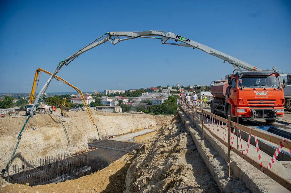 Михаил Развожаев: Российской галерее искусств — 6 лет Михаил Развожаев: Российской галерее искусств — 6 лет