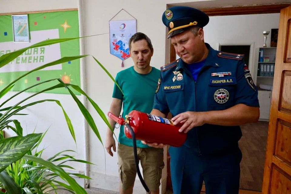 Михаил Развожаев: На аппаратном совещании Правительства Севастополя обсудили подготовку образовательных учреждений к новому учебному году Михаил Развожаев: На аппаратном совещании Правительства Севастополя обсудили подготовку образовательных учреждений к новому учебному году