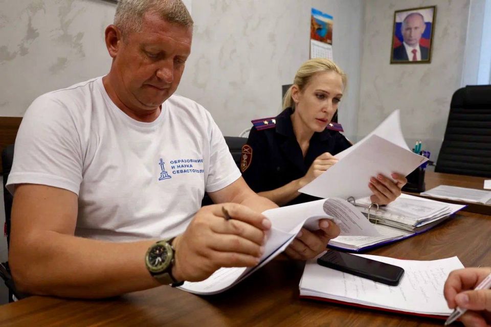 Михаил Развожаев: На аппаратном совещании Правительства Севастополя обсудили подготовку образовательных учреждений к новому учебному году Михаил Развожаев: На аппаратном совещании Правительства Севастополя обсудили подготовку образовательных учреждений к новому учебному году