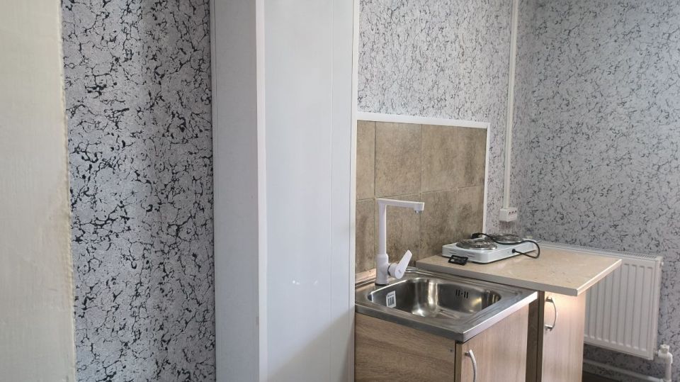 Очереднику из числа реабилитированных народов Крыма вручили ключи от нового жилья в Нижнегорском районе Очереднику из числа реабилитированных народов Крыма вручили ключи от нового жилья в Нижнегорском районе