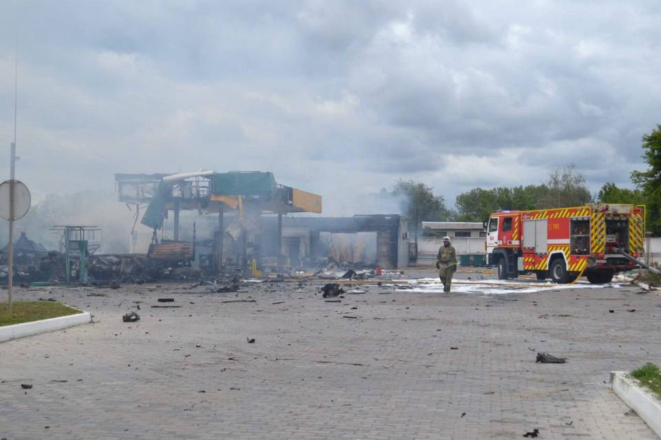  :     46  : 15   , 11   , 7    , 5    ,  2   ,     ,  ...