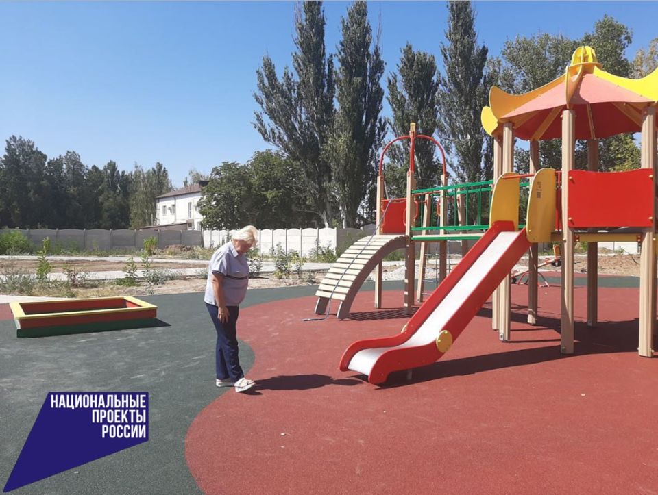 В Нижнегорском районе подходит к завершению благоустройство парка по ул. Лесная В Нижнегорском районе подходит к завершению благоустройство парка по ул. Лесная