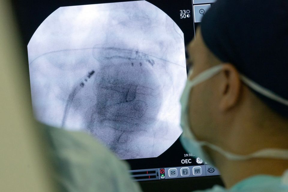 Сергей Аксёнов: В Республиканскую клиническую больницу им. Н.А. Семашко приобретено уникальное оборудование – комплекс для проведения электрофизиологических исследований и хирургического лечения сложных нарушений ритма сердца Сергей Аксёнов: В Республиканскую клиническую больницу им. Н.А. Семашко приобретено уникальное оборудование – комплекс для проведения электрофизиологических исследований и хирургического лечения сложных нарушений ритма сердца