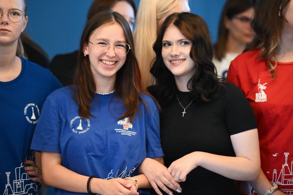 Михаил Развожаев: Завершился трудовой семестр губернаторских школьных трудовых отрядов в ИТ-центре ПСБ Михаил Развожаев: Завершился трудовой семестр губернаторских школьных трудовых отрядов в ИТ-центре ПСБ