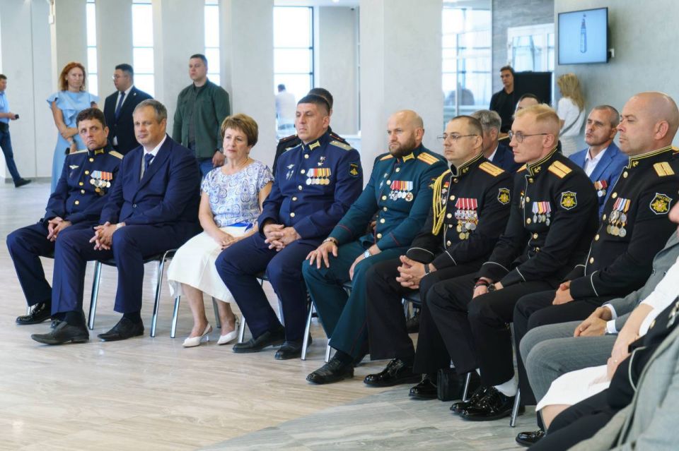 Председатель Совета Федерации Федерального Собрания Российской Федерации Валентина Матвиенко посетила Севастополь с рабочим визитом Председатель Совета Федерации Федерального Собрания Российской Федерации Валентина Матвиенко посетила Севастополь с рабочим визитом