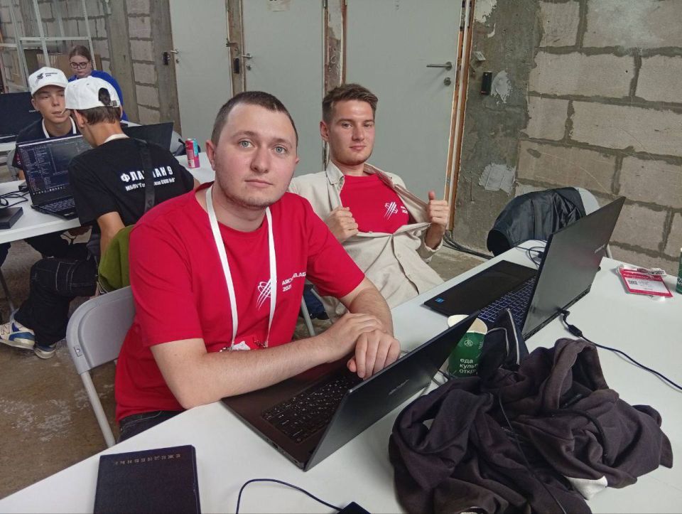 Михаил Развожаев: На уходящей неделе на площадке Сколковского института науки и технологий проходил ежегодный проектно-образовательный интенсив «Архипелаг-2025», который стал частью международного форума «Беспилотные системы» Михаил Развожаев: На уходящей неделе на площадке Сколковского института науки и технологий проходил ежегодный проектно-образовательный интенсив «Архипелаг-2025», который стал частью международного форума «Беспилотные системы»