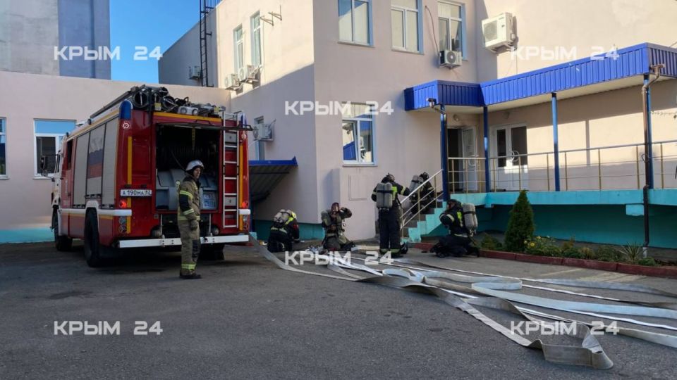 Скопление пожарных у керченского санатория оказалось учениями Скопление пожарных у керченского санатория оказалось учениями