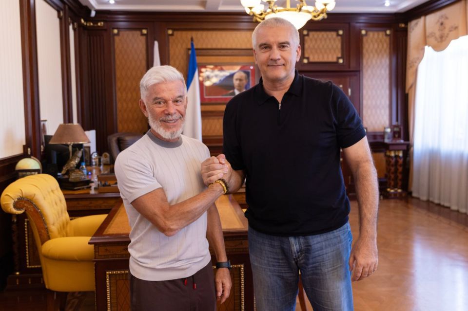 Глава Крыма Сергей Аксёнов встретился с известным российским артистом Олегом Газмановым