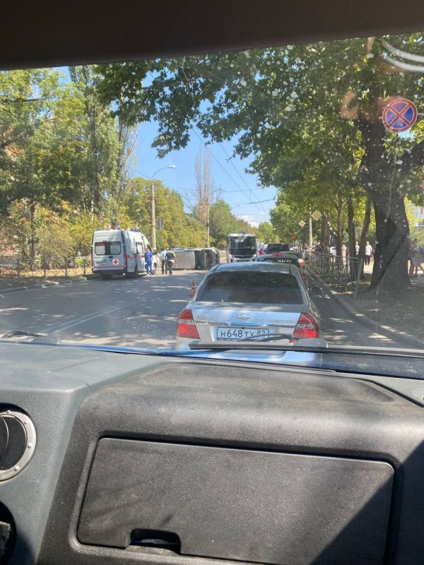 Очевидцы сообщают о "перевертыше" на Кечкеметской в Симферополе