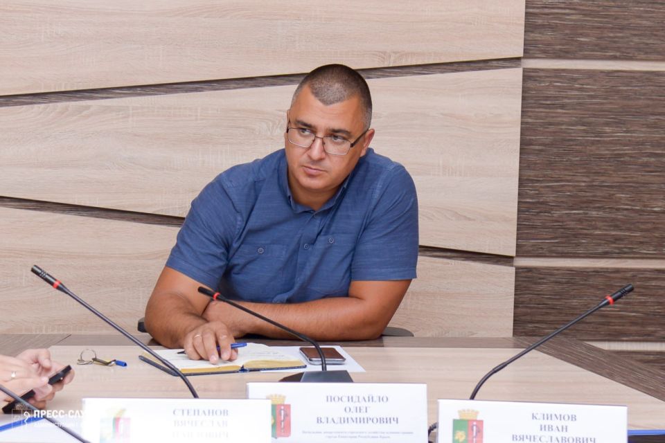 В Евпатории прошло еженедельное совещание с руководителями ресурсоснабжающих и коммунальных предприятий, на котором обсуждались актуальные вопросы жизнедеятельности города В Евпатории прошло еженедельное совещание с руководителями ресурсоснабжающих и коммунальных предприятий, на котором обсуждались актуальные вопросы жизнедеятельности города