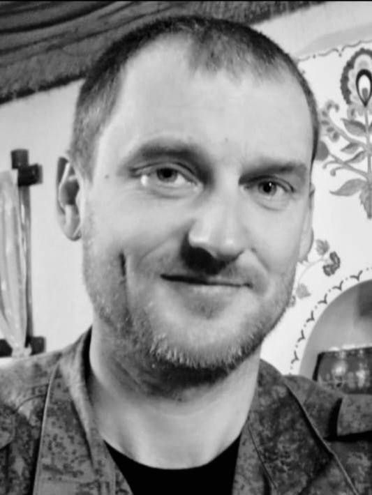 Михаил Развожаев: Проводили в последний путь командира отделения, матроса Василия Владимировича Снегирёва и заместителя командира взвода — командира отделения, гвардии младшего сержанта Сергея Викторовича Легчилина