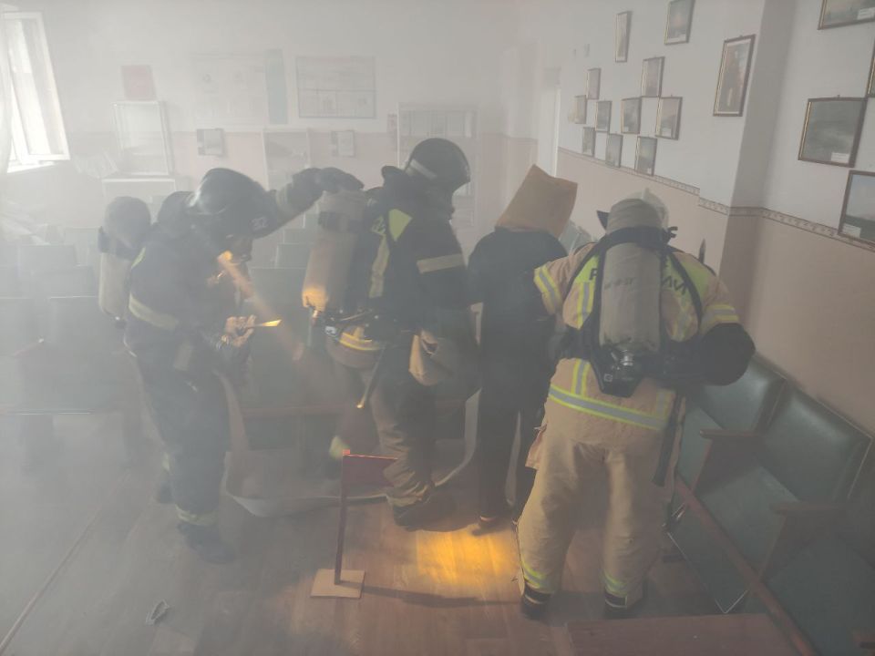 ���������� � �������� ����: ������ �������-����������� ������ � �����