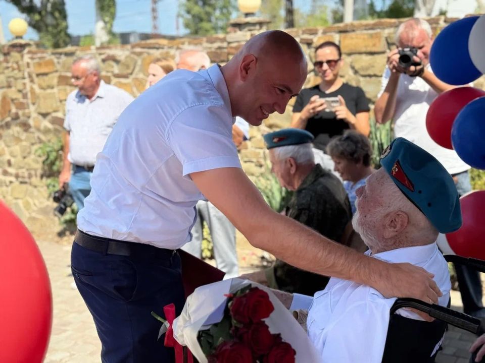 20 ������� ������� ������� ������������� �����, �������� ������ ��������, �������� ��������� ���������� ������ ����� �������� �������� ������� ���� 100-������ ������