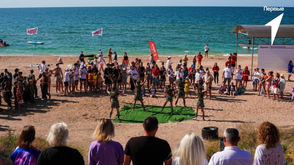 Фестиваль водных видов спорта прогремел на всё восточное побережье Крыма! Фестиваль водных видов спорта прогремел на всё восточное побережье Крыма!
