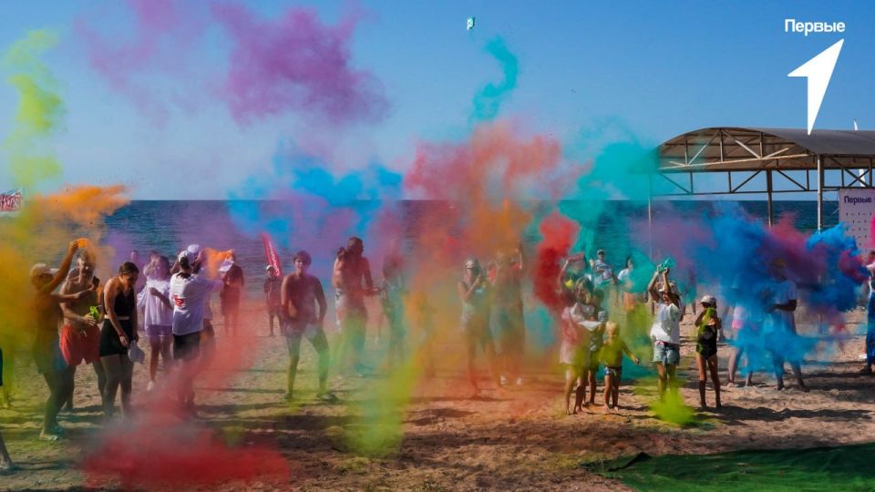 Фестиваль водных видов спорта прогремел на всё восточное побережье Крыма! Фестиваль водных видов спорта прогремел на всё восточное побережье Крыма!