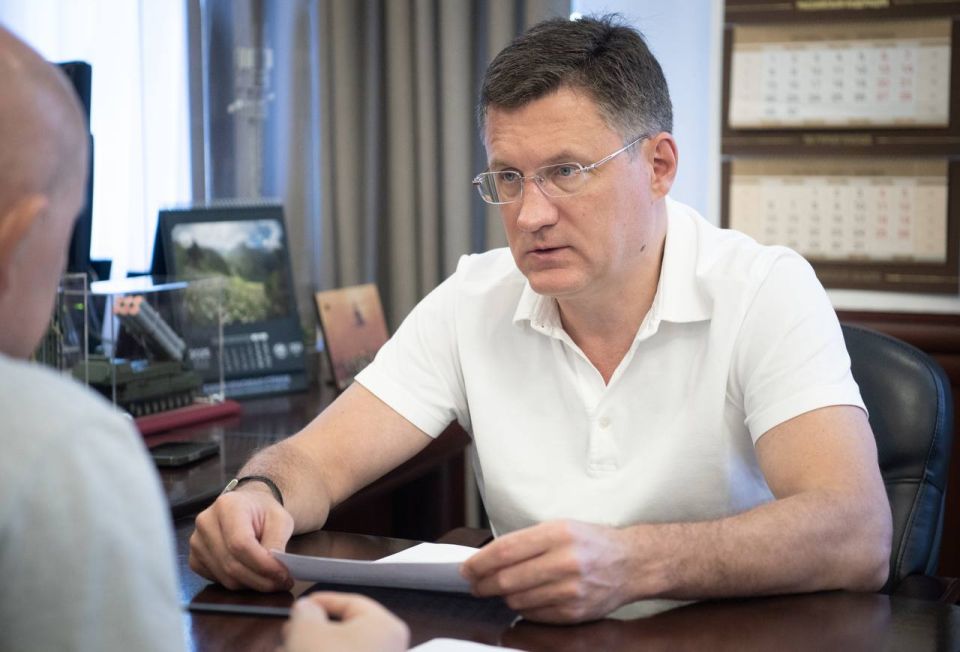 Севастополь с рабочим визитом посетил вице-премьер России Севастополь с рабочим визитом посетил вице-премьер России