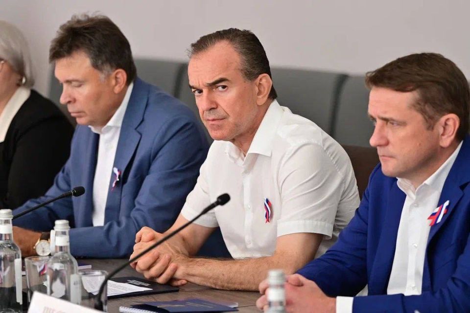 Помощник Президента России, председатель Морской коллегии РФ Николай Патрушев провел в Новороссийске совещание по вопросам реализации национальной морской политики в приморских территориях Азово-Черноморского региона Помощник Президента России, председатель Морской коллегии РФ Николай Патрушев провел в Новороссийске совещание по вопросам реализации национальной морской политики в приморских территориях Азово-Черноморского региона
