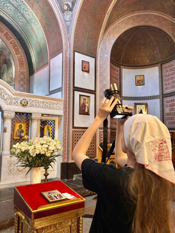 Храм Покрова в Нижней Ореанде Храм Покрова в Нижней Ореанде