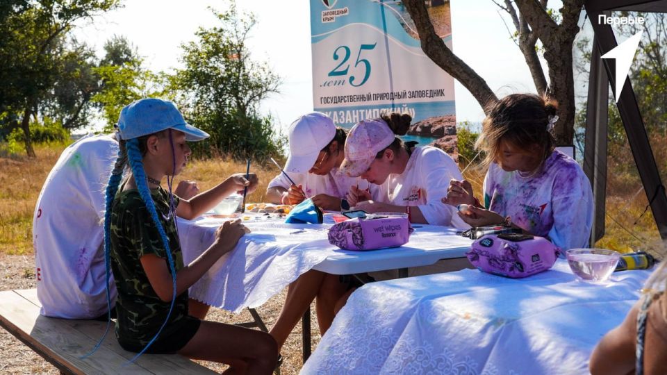 Фестиваль водных видов спорта прогремел на всё восточное побережье Крыма! Фестиваль водных видов спорта прогремел на всё восточное побережье Крыма!