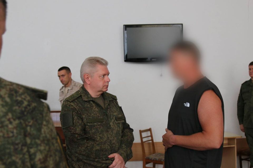 В Республике Крым проведен личный прием участников специальной военной операции В Республике Крым проведен личный прием участников специальной военной операции