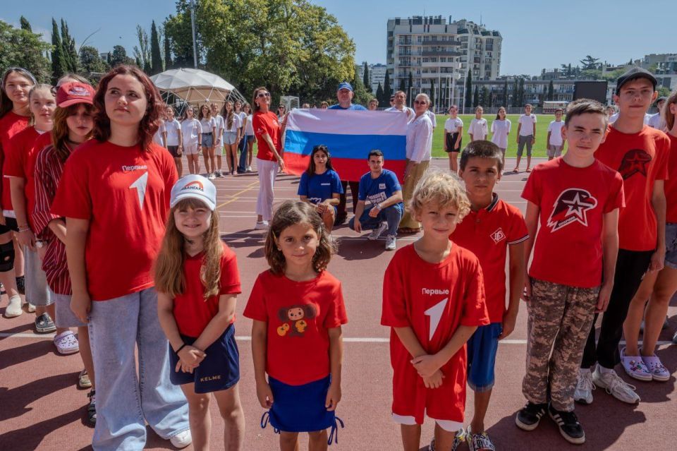 Янина Павленко: С Днем Государственного флага, друзья Янина Павленко: С Днем Государственного флага, друзья