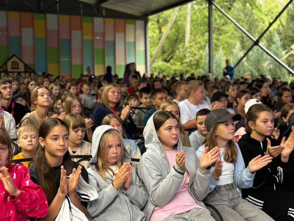 Более 20 тысяч молодых людей стали участниками встреч с ветеранами СВО в рамках Всероссийской акции "Служу Отечеству" Более 20 тысяч молодых людей стали участниками встреч с ветеранами СВО в рамках Всероссийской акции "Служу Отечеству"