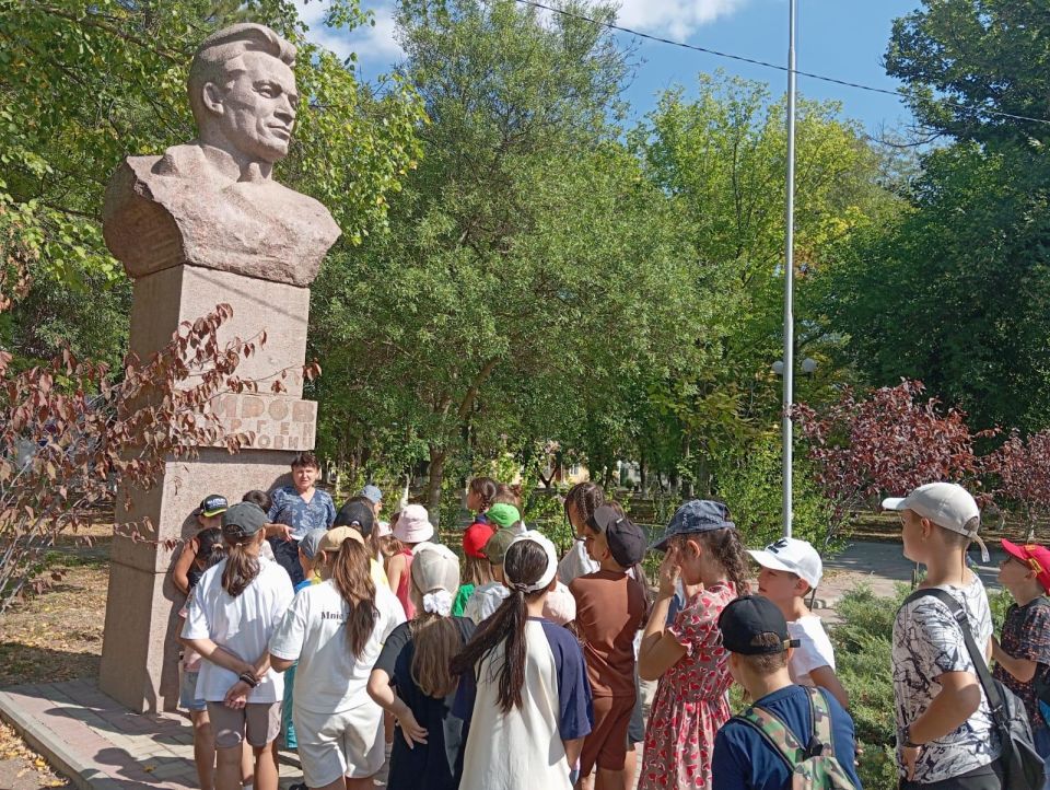 ����� ���������� ������ ����� ��������� ��� ���������� � 90-����� ������