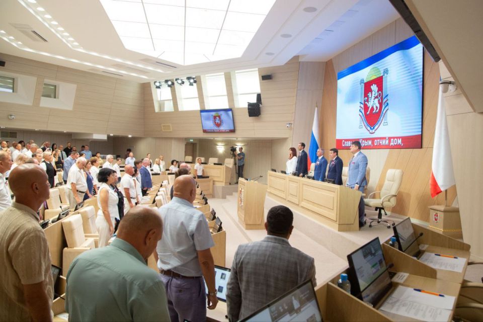 Владимир Константинов: Государственный Совет принял новый Гимн Республики Крым Владимир Константинов: Государственный Совет принял новый Гимн Республики Крым
